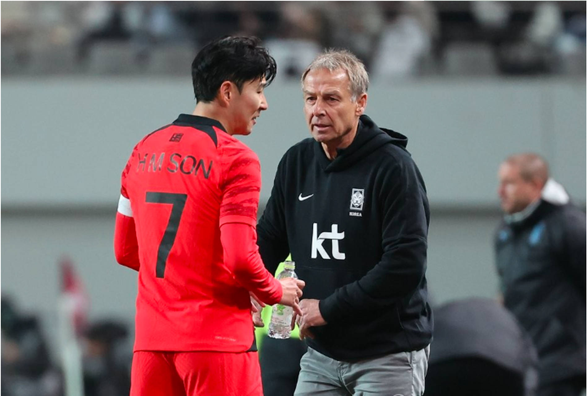 重庆力帆士气高昂,客场表现精彩获胜 重庆力帆士气高昂,客场表现精彩获胜