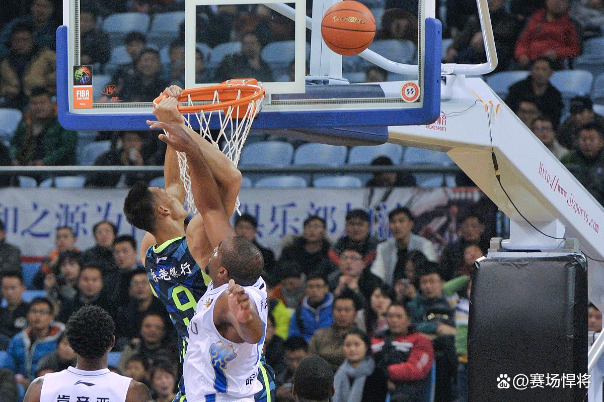 开云体育平台APP-包含压哨绝杀引爆全场，球迷欢呼不已的词条