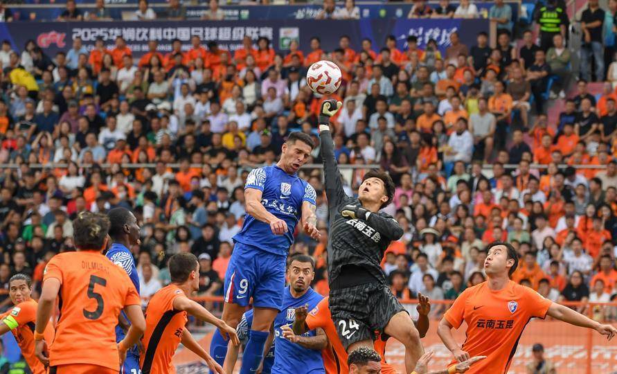 关于门将神勇,多次扑救挽救球队颜面的信息 关于门将神勇,多次扑救挽救球队颜面的信息