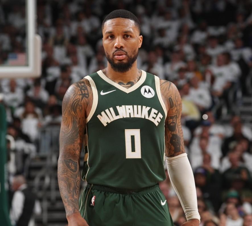 开拓者不敌掘金,利拉德状态低迷 开拓者不敌掘金,利拉德状态低迷