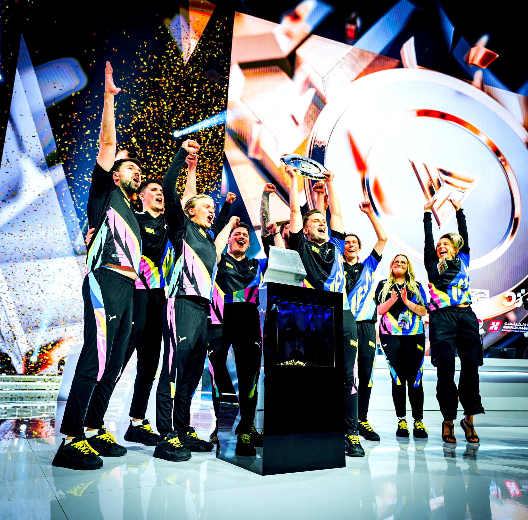 开云下载-世界各国选手在激烈比拼中展现出色技艺