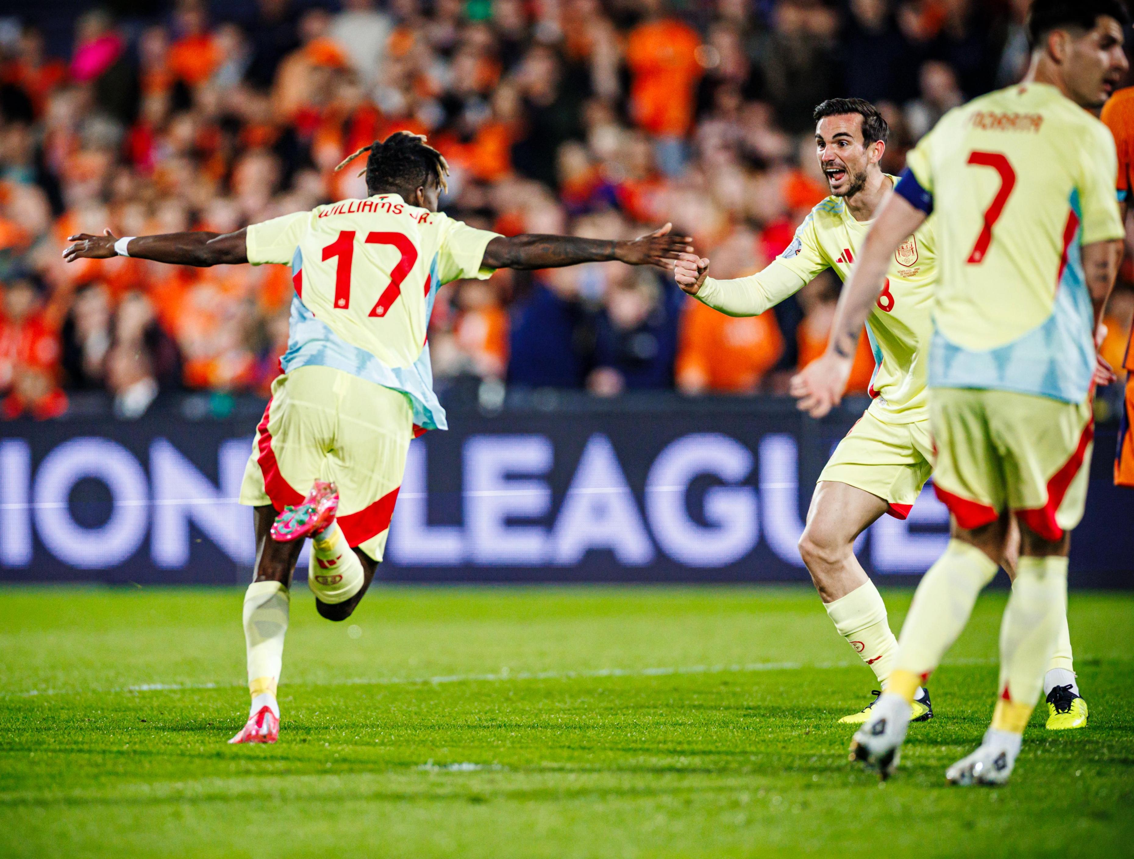 西班牙人主场失利,球队迅速调整备战下场比赛 西班牙人主场失利,球队迅速调整备战下场比赛