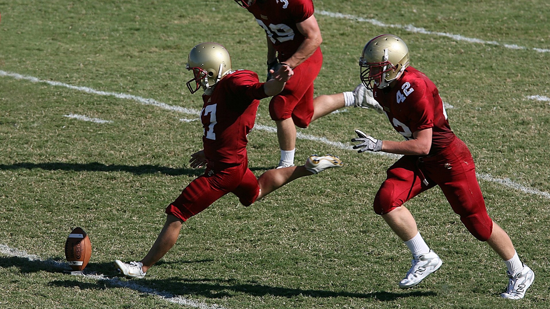 牙买加力克尼斯的绿茵回响,当福登的技艺奏响加勒比蓝调